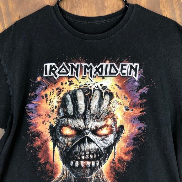 Iron Maiden Mens Shirt Black Book of Souls North America Tour Graphic Print M - Picture 2 of 11